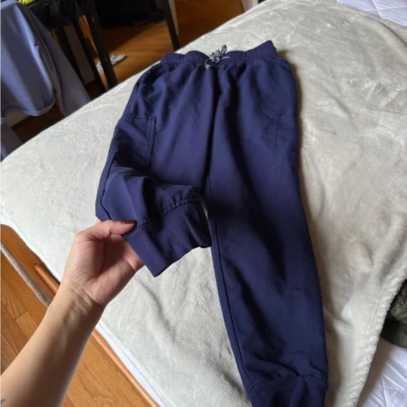 Navy Blue Jaanuu Scrub Set - Picture 4 of 6